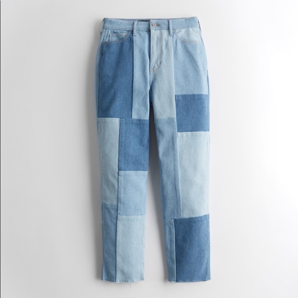 HOLLISTER Ultra-High Rise Mom Jeans Patchwork Raw Hem 9R